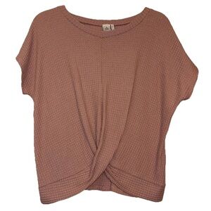 Paper Crane Dusty Rose Short Sleeve Top